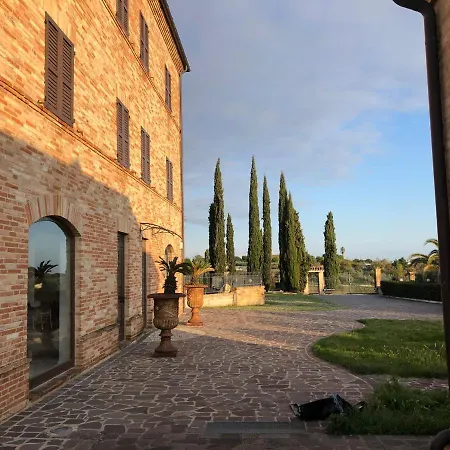 Cecilia Country House Porto SantʼElpidio